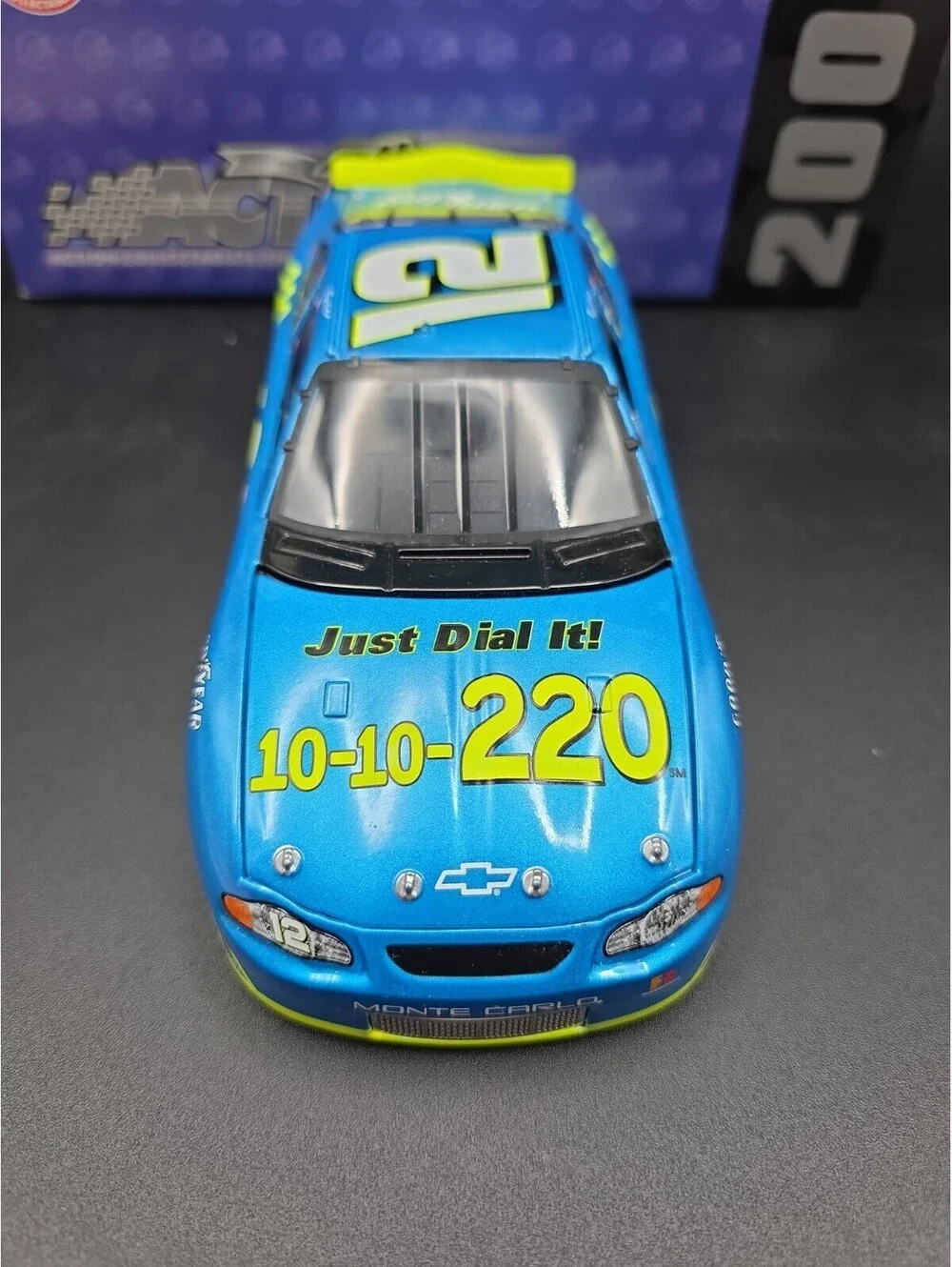 Action Kerry Earnhardt #12 2002 10-10-220 Monte Carlo 1/24 Just Dial It! Car
